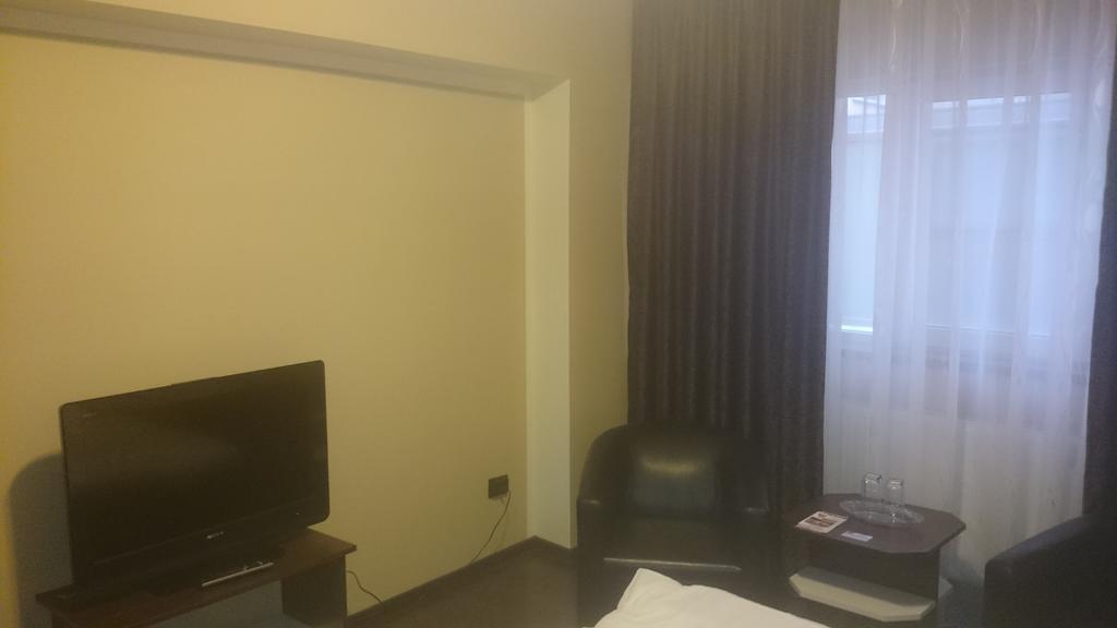 Vila Crinul Craiova Kamer foto