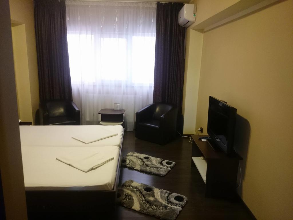 Vila Crinul Craiova Buitenkant foto